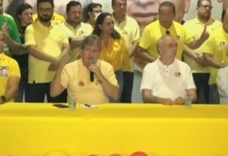João Azevêdo diz vai buscar “forças políticas” para o 2º turno e defende “debate de ideias”