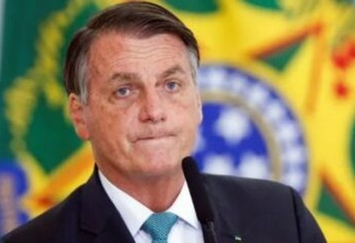 Mania de falar 'pintou um clima'?; Em 128 lives, Bolsonaro nunca usou a expressão