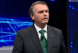 Bolsonaro afirma que vai manter Auxílio Brasil caso seja reeleito como presidente
