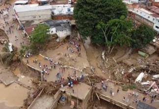 Deslizamento de terra deixa pelo menos 22 mortos e 52 desaparecidos na Venezuela - VEJA VÍDEO