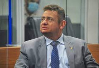 Justiça Eleitoral condena Wallber Virgolino por publicar notícias falsas em desfavor de João Azevêdo em rede social 