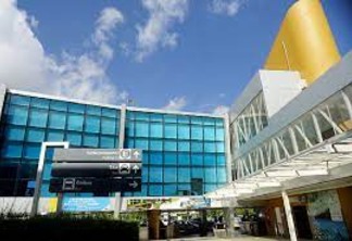 Aeroporto Castro Pinto é multado em R$ 20 mil após alunos inalarem fumaça; entenda