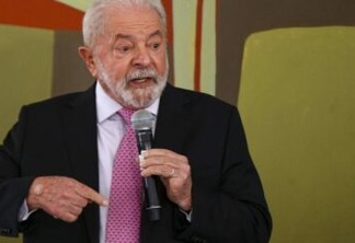 O presidente Luiz Inácio Lula da Silva participa de reunião com reitores das universidades federais do país e dos institutos federais de ensino, no Palácio do Planalto.