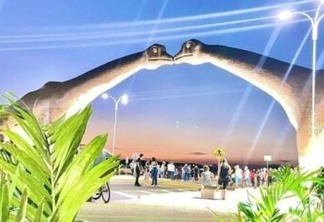 PORTAL DE SOUSA: entrada da cidade é inaugurada pela Prefeitura; recursos foram destinados por Zé Maranhão