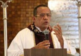 Padre Egídio é proibido de celebrar missas pela Arquidiocese da Paraíba, por suspeita de desvios no Padre Zé