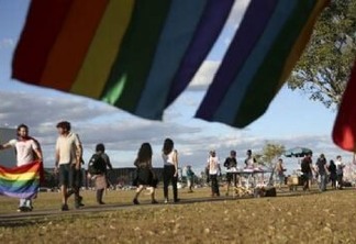 Partido Novo quer legalizar a "cura gay", e causa polêmica