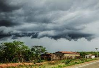 Madrugada registra fortes chuvas em cidades do Sertão da Paraíba; Coremas acumula 80 milímetros em um dia