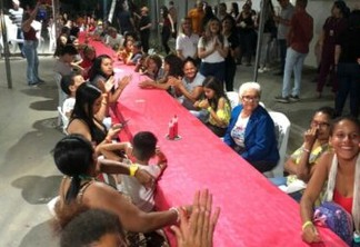 Prefeitura de Campina Grande distribui 1700 refeições durante ‘Confraternização Final de Ano na Comunidade’, no Distrito dos Mecânicos e com pessoas em situação de rua