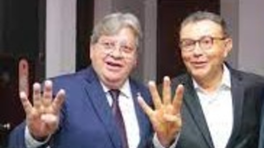 Carlos Siqueira diz que Azevêdo deve presidir o PSB; impasses nas eleições deste ano serão definidas pelo governador