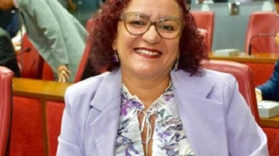Sandra Marrocos divulga carta e anuncia saída do PSB