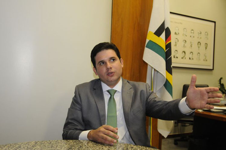 COM DINHEIRO PÚBLICO: Hugo Motta paga R$ 31 mil à empresa de Brasília para divulgar sua atuação parlamentar