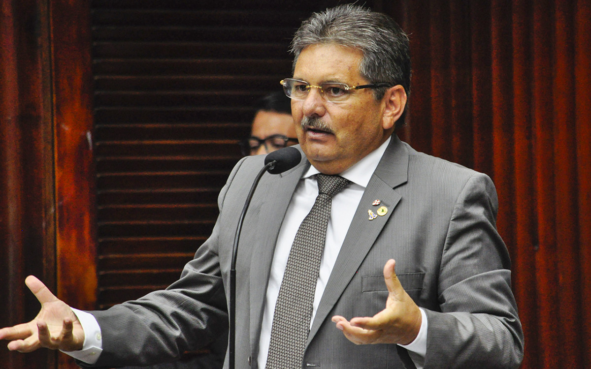 Adriano Galdino lamenta que deputados da oposição não participem de CPI’s na Assembleia Legislativa