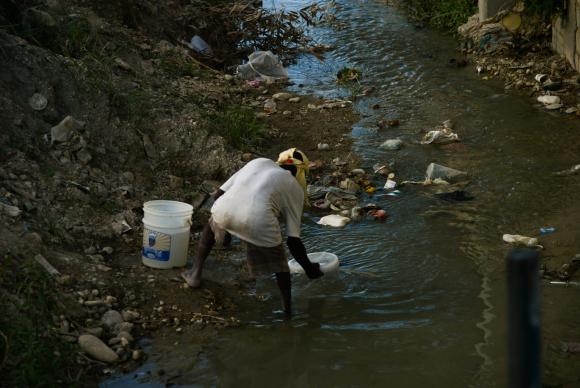capa haiti fundo  15 - Escassez de água leva a migrações em diversos países
