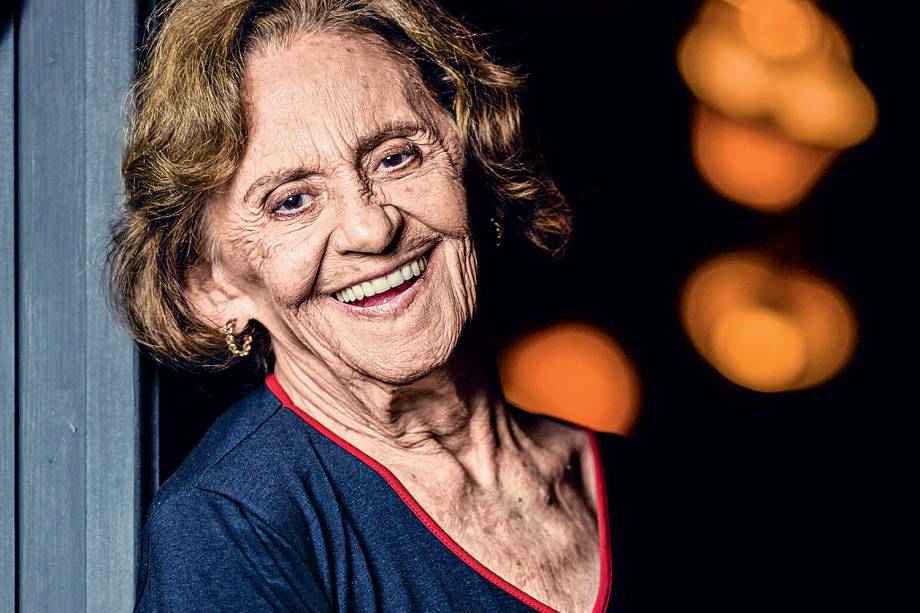 laura cardoso 2017 3821 - Aos 90 anos, Laura Cardoso renova contrato com a Globo