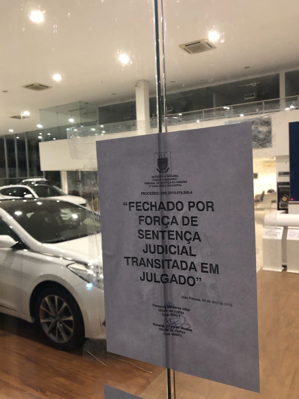 WhatsApp Image 2018 04 04 at 20.28.06 4 - CAOA DE PORTAS FECHADAS: Após longa disputa judicial concessionária tem portas lacradas e veículos sequestrados