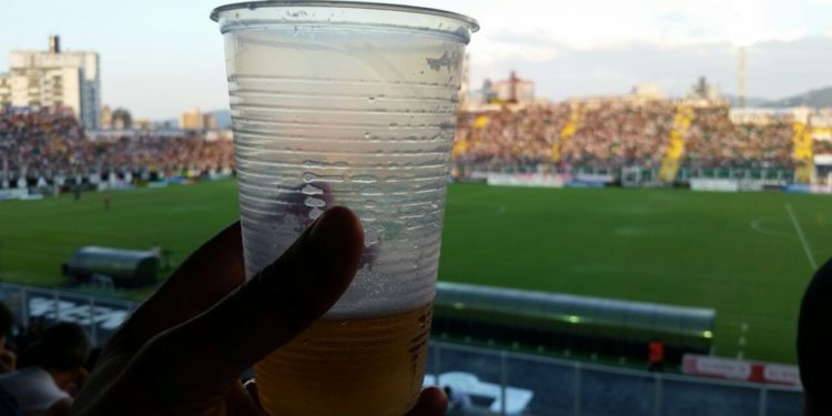 BEBODA 750x375 - Lei que autoriza venda de bebida alcoólica nos estádios da Paraíba é aprovada