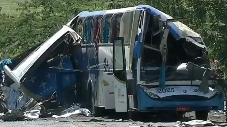 acidente em taguai 1606315326845 v2 750x421 - Motorista do ônibus envolvido em acidente que matou 41 pessoas em SP, disse à polícia que freio do veículo falhou