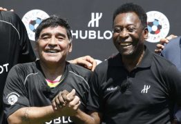 Pelé lamenta morte de Diego Maradona: ‘Vamos bater uma bola juntos no céu’