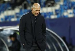 Em meio à crise no Real Madrid, Zidane testa positivo para covid-19
