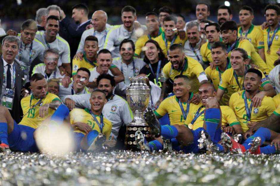 2021 06 01T214259Z 1 LYNXNPEH5025X RTROPTP 3 SOCCER COPA BRA PER - Brasil venceu todas as edições da Copa América no País