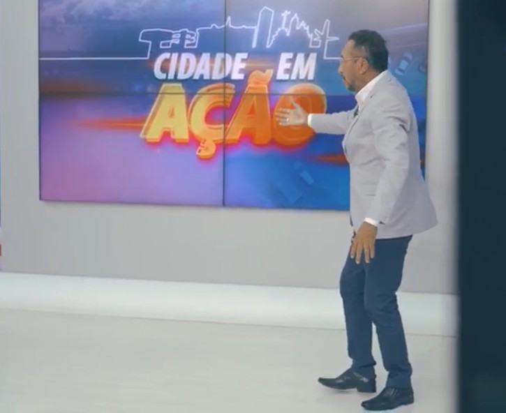 Capturar 32 - "Aqui, ação é o que não falta!": Samuka Duarte apresenta o Cidade em Ação na TV Arapuan de segunda a sábado - VEJA VÍDEO
