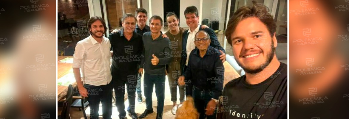 WhatsApp Image 2021 10 27 at 11.33.34 1 - REUNIÃO NA CASA DE CÁSSIO: Romero não será mais candidato a governador e o PSDB fica na oposição na Paraíba