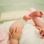 bebe sinal nascenca 150x150 - Bebê de 11 meses morre vítima de afogamento no Sertão da Paraíba