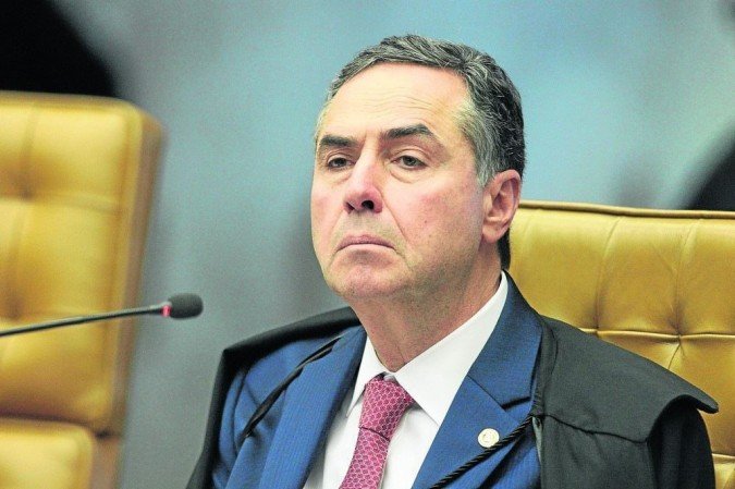 1 pri 2007 0501  l  21 cor 6766044 - Barroso aponta inércia e dá 48 h para governo Bolsonaro decidir passaporte de vacina