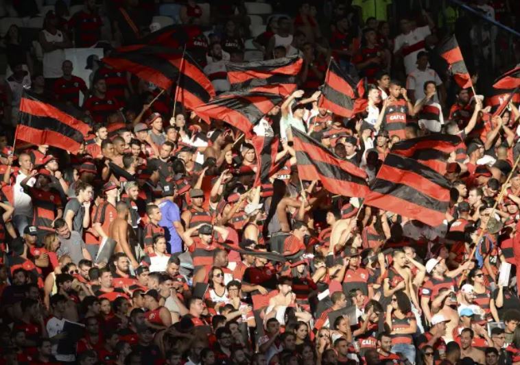 fla - Flamengo, Corinthians e São Paulo: os clubes mais seguidos nas redes