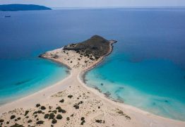 Grécia registra pelo menos três casos de naufrágio com imigrantes nesta semana; cerca de 30 pessoas morreram