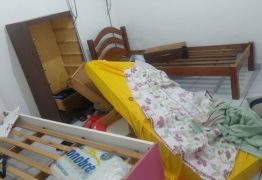 NA PARAÍBA: Bandidos armados invadem casa de ex-prefeito, rendem família e levam dinheiro e objetos de valor 