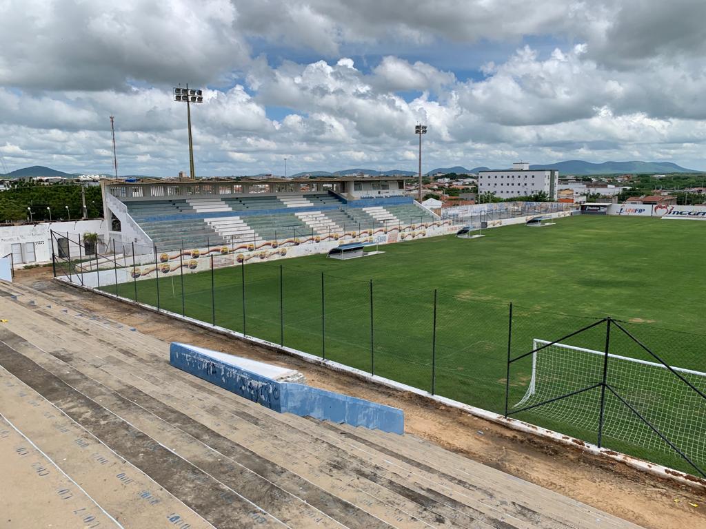 WhatsApp Image 2022 01 13 at 12.52.06 - Secretário de Esporte ressalta que Estádio José Cavalcanti está em condições adequadas para receber o Paraibano 2022