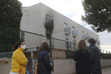 ap22019328453767 360x240 - Incêndio em lar de idosos deixa 6 mortos na Espanha
