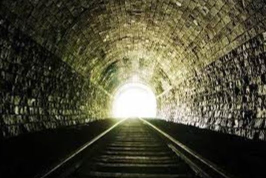 luz - Há luz no fim do túnel - Por Rui Leitão