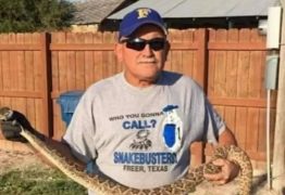 Domador de cobras morre após ser picado por cascavel em evento