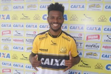 erick flores e nova opcao para o meio campo do tigre 360x240 - Ex-jogador do Flamengo é preso após final de jogo, por não pagamento de pensão
