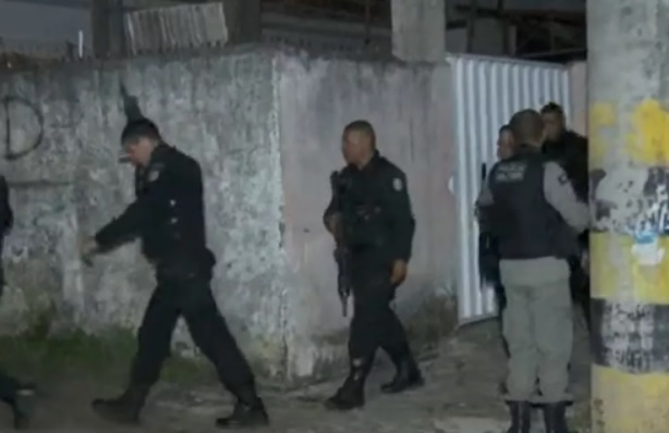 troca de tiros mandacaru - EM JOÃO PESSOA: Facções trocam tiros em disputa por território; policiais conseguem atingir um suspeito