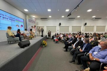 seminario educar pra valer 5 360x240 - Comitiva de Patos participa de Seminário Nacional Educar pra Valer, em Sobral (CE)