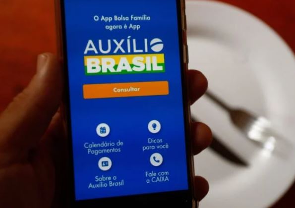 auxilio - Auxílio Brasil de R$ 600 começa a ser pago em agosto; Confira detalhes