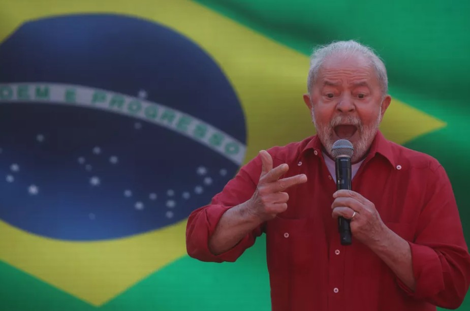 lula brasil - Lula diz que confia nas urnas eletrônicas e rebate Bolsonaro: "Se pudesse roubar, eu não estaria lá"
