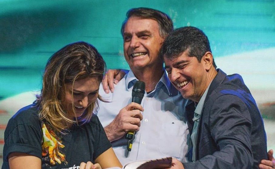Captura de tela 2022 08 03 093017 - Pastor de Michelle Bolsonaro é acusado de acobertar golpe de colega em fiéis