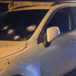 carro tiros 150x150 - TENTATIVA DE EXECUÇÃO: Casa e carro de policial são alvejados com 100 disparos, na divisa do Brasil com Paraguai