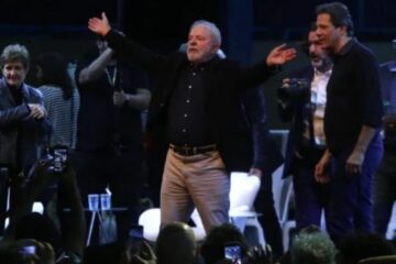 lulu 360x240 - Frente Evangélica declara apoio a Lula para “deter o Anti-Messias”