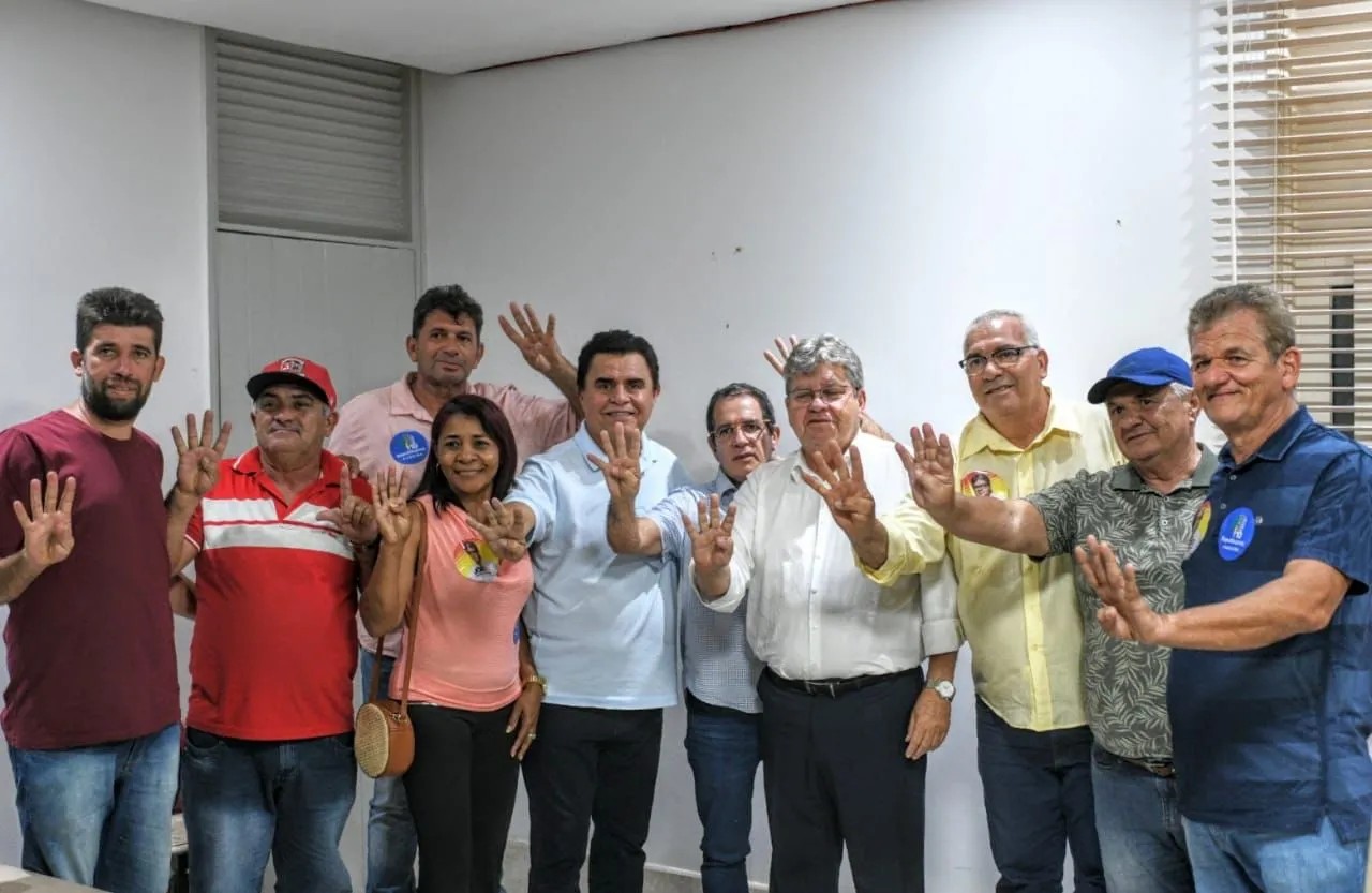 Oposições de Coxixola e Serra Redonda declaram apoio à reeleição de João no segundo turno - Polêmica Paraíba - Polêmica Paraíba