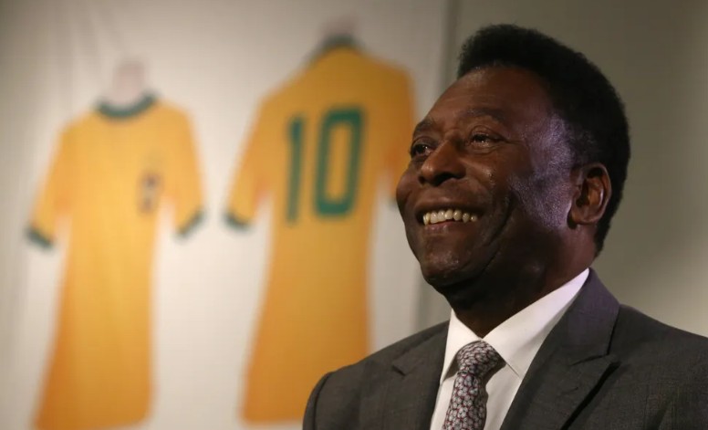 Captura de tela 2022 12 29 155938 - Pelé é homenageado antes da partida da Supercopa do Brasil