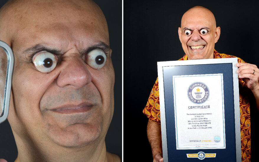 split image of Sidney showing his eyeball pop in front of mirror and with certificate tcm28 722063 e1671824372976 - Brasileiro bate recorde de olho mais esbugalhado do mundo e entra para o 'Guinness'