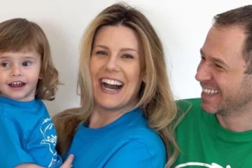 Esposa de Tiago Leifert atualiza luta contra o câncer da filha, Lua