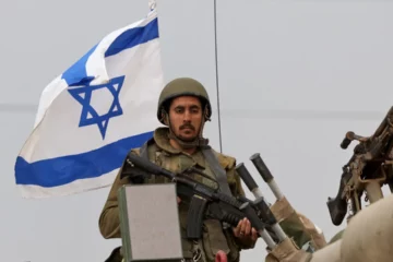 Soldado israelense na fronteira com Gaza, no sul de Israel. 09/10/2023 - (Jack Guez/AFP)
 

