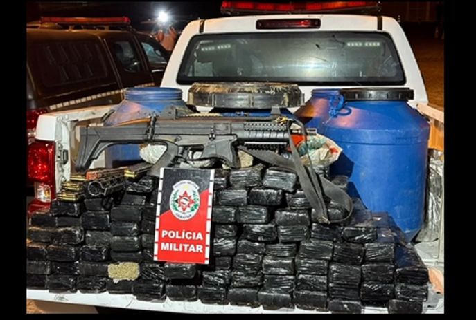 csm drogas bayeux cmd sergio pmpb instagram 8c7e1dac71 - Políca Militar apreende armas e mais de 200 kg de drogas em Bayeux