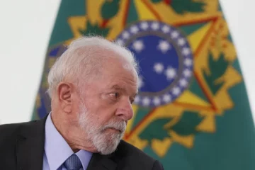 Lula diz achar pouco meta de alfabetizar 80% das crianças do país até 2030
